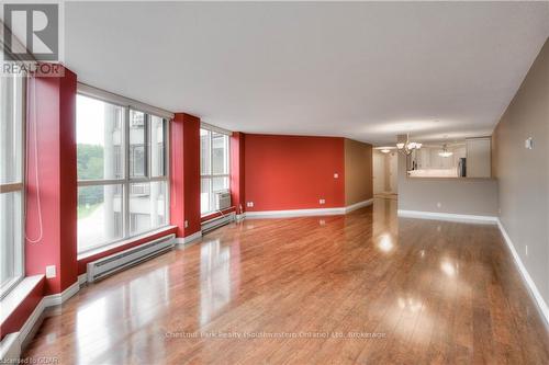 404 - 24 Marilyn Drive, Guelph (Waverley), ON - Indoor Photo Showing Other Room