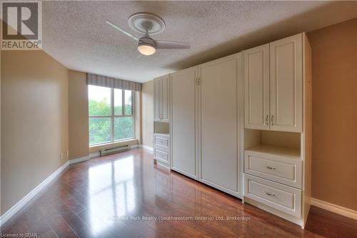 404 - 24 Marilyn Drive, Guelph (Waverley), ON - Indoor Photo Showing Other Room