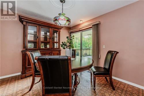 4711 Watson Road S, Puslinch, ON - Indoor Photo Showing Dining Room