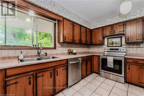 4711 Watson Road S, Puslinch, ON - Indoor Photo Showing Kitchen With Double Sink