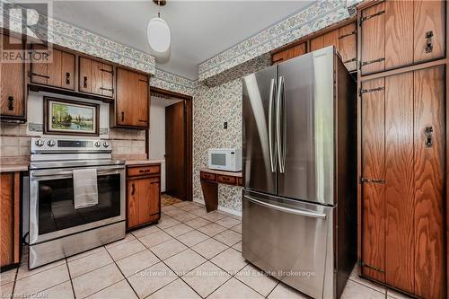 4711 Watson Road S, Puslinch, ON - Indoor Photo Showing Kitchen