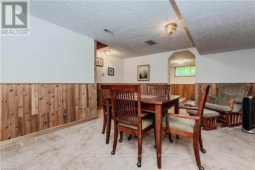 4711 Watson Road S, Puslinch, ON - Indoor Photo Showing Dining Room