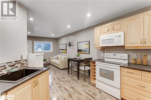 4 Burd Street, Parry Sound, ON - Indoor Photo Showing Kitchen