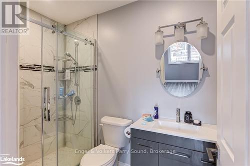 4 Burd Street, Parry Sound, ON - Indoor Photo Showing Bathroom