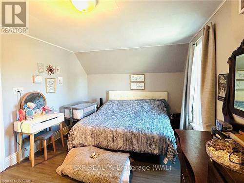 213 3Rd Avenue, Arran-Elderslie, ON - Indoor Photo Showing Bedroom