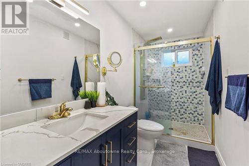 1230 Wood Place, Oakville (1020 - Wo West), ON - Indoor Photo Showing Bathroom