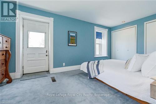 179 Garafraxa Street E, Centre Wellington (Fergus), ON - Indoor Photo Showing Bedroom