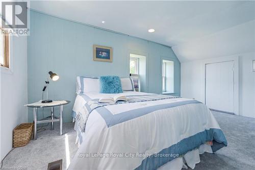 179 Garafraxa Street E, Centre Wellington (Fergus), ON - Indoor Photo Showing Bedroom