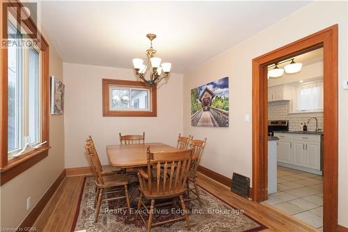 35 Fergus Street, Guelph (Central West), ON - Indoor Photo Showing Dining Room