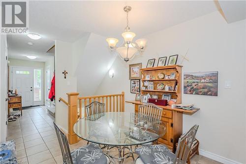 51 - 167 Arkell Road, Guelph (Pine Ridge), ON - Indoor Photo Showing Dining Room