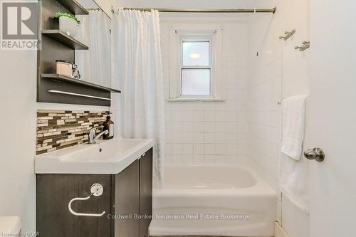 80 York Road, Guelph (Two Rivers), ON - Indoor Photo Showing Bathroom