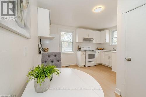 80 York Road, Guelph (Two Rivers), ON - Indoor Photo Showing Kitchen