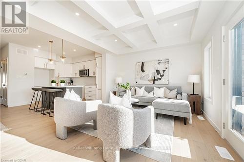 5 - 41 Fieldstone Lane, Centre Wellington (Elora/Salem), ON - Indoor Photo Showing Living Room