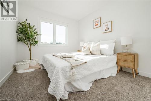 5 - 41 Fieldstone Lane, Centre Wellington (Elora/Salem), ON - Indoor Photo Showing Bedroom