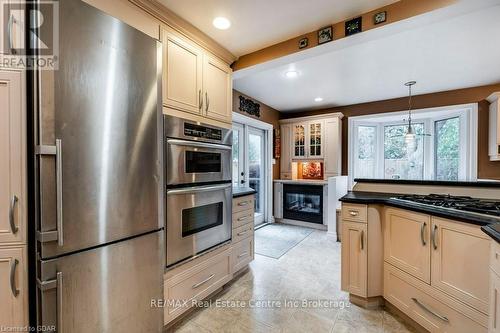 69 Rodney Boulevard, Guelph (Old University), ON - Indoor Photo Showing Kitchen