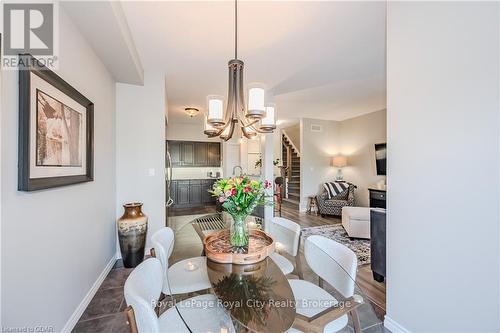 13 - 146 Downey Road, Guelph (Kortright Hills), ON - Indoor Photo Showing Dining Room