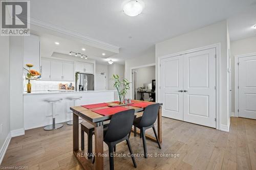 905 - 1878 Gordon Street, Guelph (Guelph South), ON - Indoor