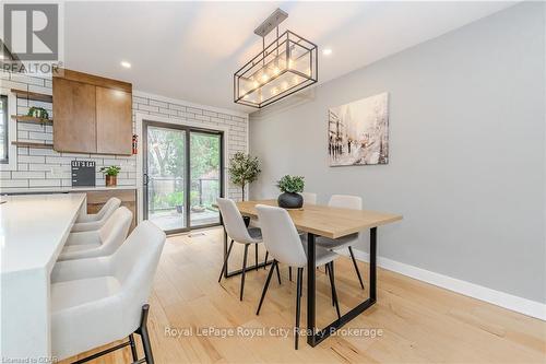 1735 Queenston Road, Cambridge, ON - Indoor Photo Showing Dining Room