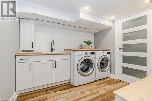 1735 Queenston Road, Cambridge, ON - Indoor Photo Showing Laundry Room