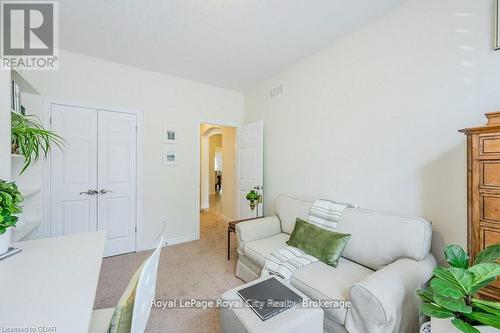 28 - 19 Simmonds Drive, Guelph (Waverley), ON - Indoor