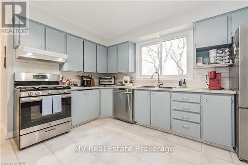 912 Scotland Street, Centre Wellington (Fergus), ON - Indoor Photo Showing Kitchen