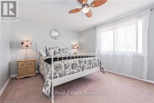 912 Scotland Street, Centre Wellington (Fergus), ON - Indoor Photo Showing Bedroom