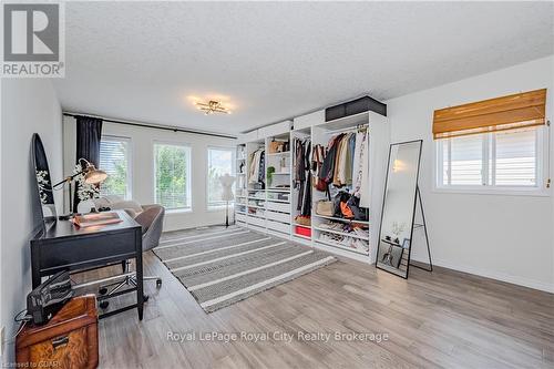 173 Clair Road W, Guelph (Clairfields), ON - Indoor Photo Showing Other Room