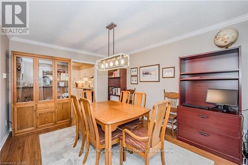 106 - 121 Waterloo Avenue, Guelph (Central West), ON - Indoor Photo Showing Dining Room