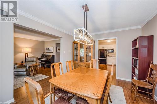 106 - 121 Waterloo Avenue, Guelph (Central West), ON - Indoor Photo Showing Dining Room