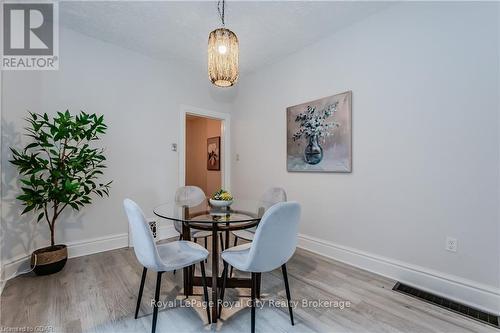 108 Harris Street, Guelph (Two Rivers), ON - Indoor Photo Showing Dining Room