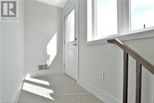 261 Skinner Road, Hamilton (Waterdown), ON - Indoor Photo Showing Other Room