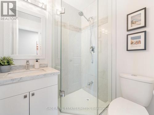 184 - 74 Curzon Street, Toronto, ON - Indoor Photo Showing Bathroom