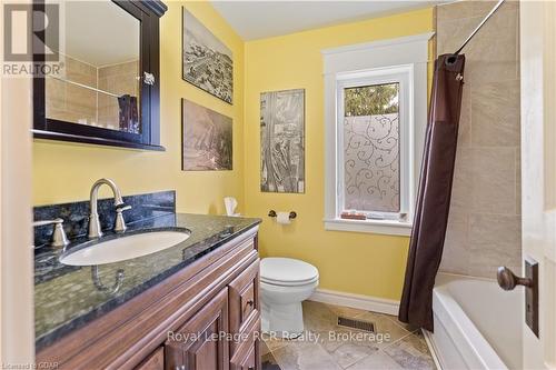 2651 Forks Of The Credit Road, Caledon, ON - Indoor Photo Showing Bathroom