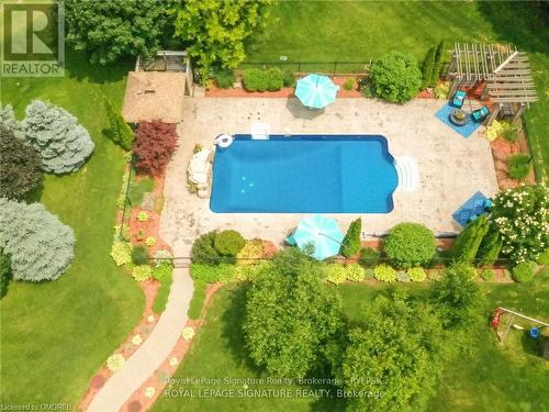 10 Forest Ridge Crescent, Halton Hills (1048 - Limehouse), ON - Outdoor With In Ground Pool