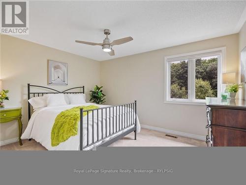 10 Forest Ridge Crescent, Halton Hills (1049 - Rural Halton Hills), ON - Indoor Photo Showing Bedroom