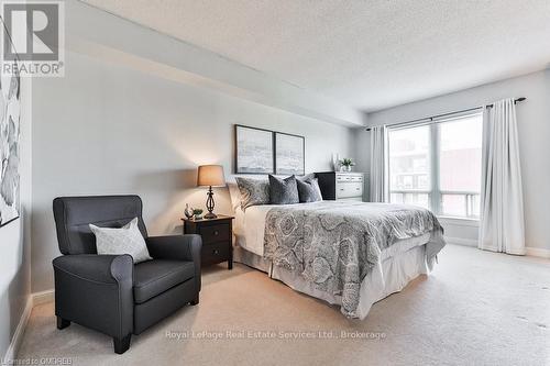 514 - 430 Pearl Street, Burlington (Brant), ON - Indoor Photo Showing Bedroom