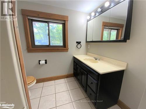 149 Highway 124, Mcdougall, ON - Indoor Photo Showing Bathroom