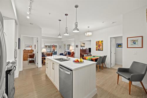 107-4380 Lakeshore Road, Kelowna, BC - Indoor Photo Showing Kitchen With Double Sink