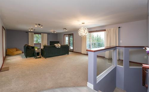 1350 13 Avenue, Salmon Arm, BC - Indoor