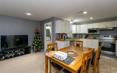 1350 13 Avenue, Salmon Arm, BC - Indoor