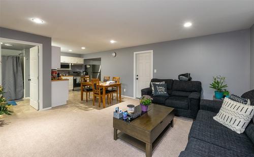 1350 13 Avenue, Salmon Arm, BC - Indoor Photo Showing Other Room