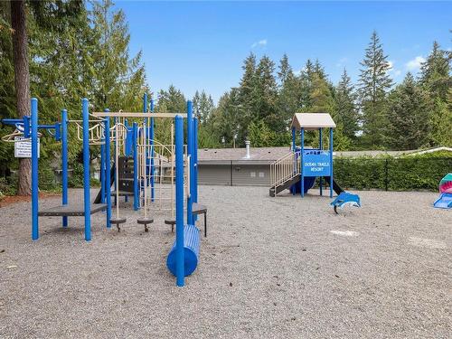 76-1135 Resort Dr, Parksville, BC - Outdoor