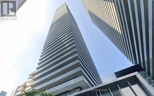 1210 - 42 Charles Street E, Toronto, ON - Outdoor