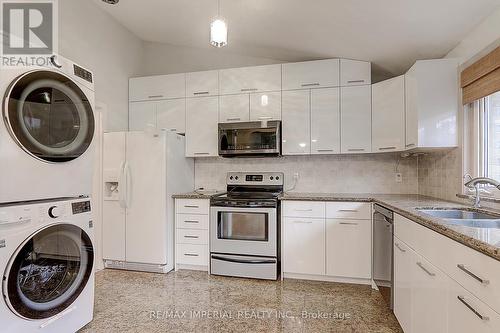 Main Fl - 166 Driscoll Road, Richmond Hill, ON - Indoor Photo Showing Laundry Room