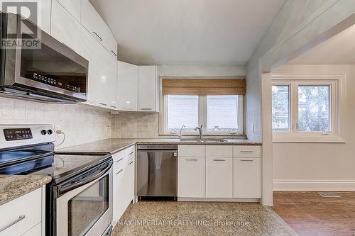 Main Fl - 166 Driscoll Road, Richmond Hill, ON - Indoor Photo Showing Kitchen