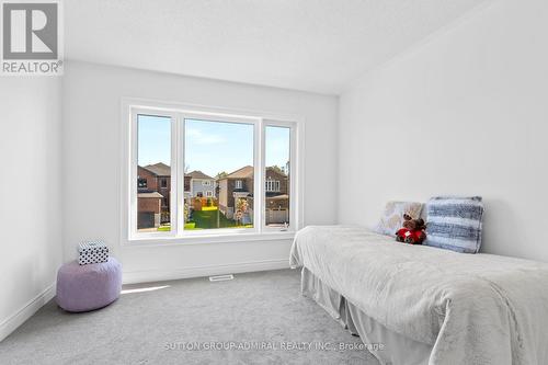 22 Autumn Drive, Wasaga Beach, ON - Indoor Photo Showing Bedroom