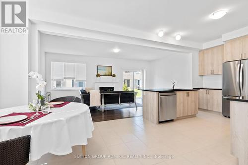 22 Autumn Drive, Wasaga Beach, ON - Indoor Photo Showing Kitchen With Stainless Steel Kitchen