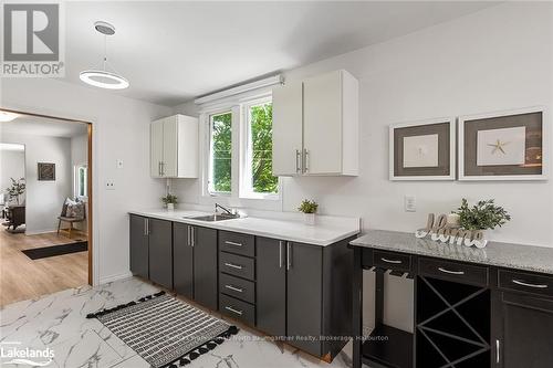 1324 Carroll Road, Dysart Et Al, ON - Indoor Photo Showing Kitchen