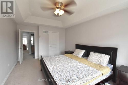 5468 Fudge Terrace, Mississauga, ON - Indoor Photo Showing Bedroom