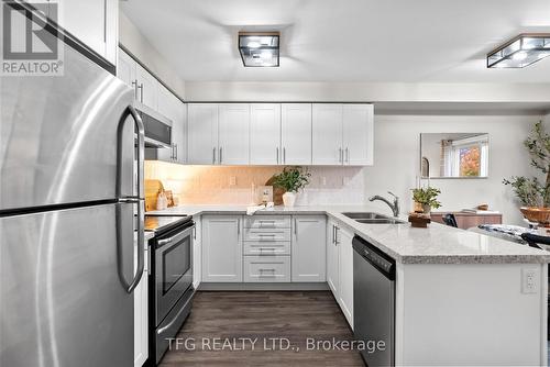 12 Ken Bromley Lane, Clarington (Bowmanville), ON - Indoor Photo Showing Kitchen With Double Sink With Upgraded Kitchen